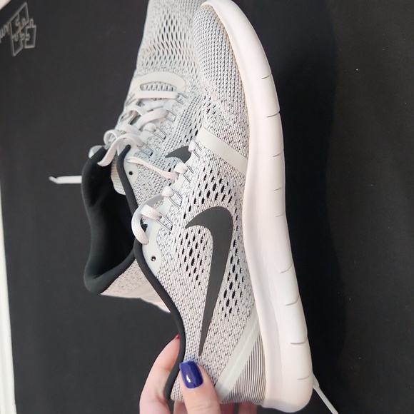 Nike Free Run - Women's - Picture 8 of 12